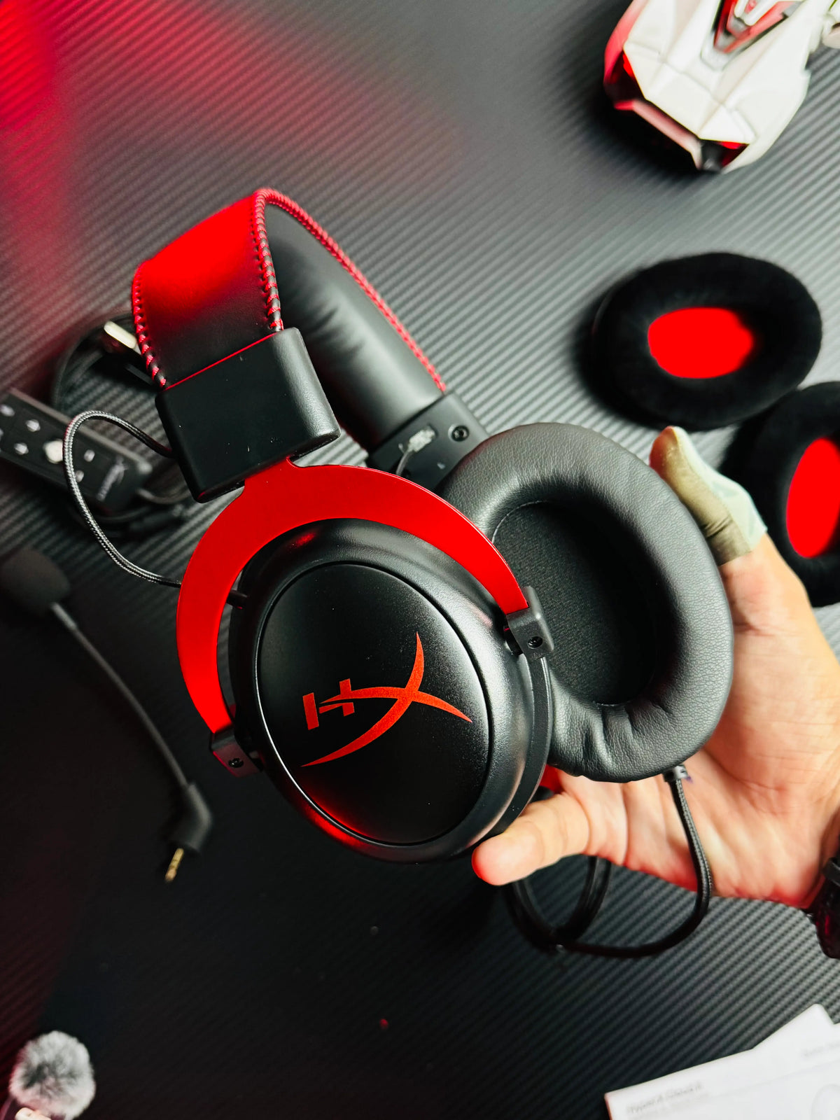 Picture of HyperX Cloud II Wired Gaming Headset's Earcups Soft Cussions that comes with memory foam as well - Picture by TechBabaStore.pk