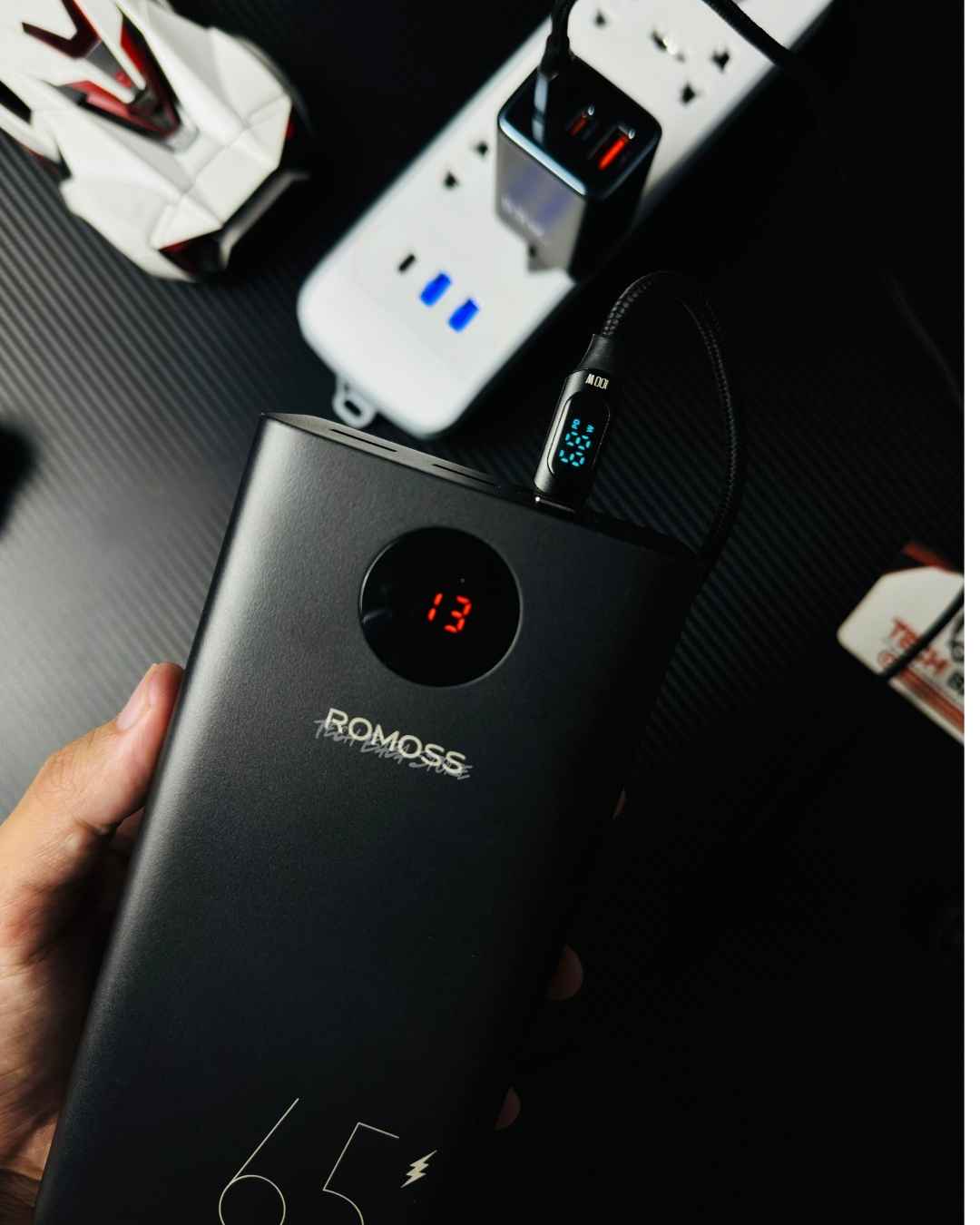Toocki RX01 65W GaN Adapter live testing with a 65W Supported Powerbank. The Charger is charging at max speed of 67W on this hence validating its charging specs are accurate. Tested by TechBabaStore.pk